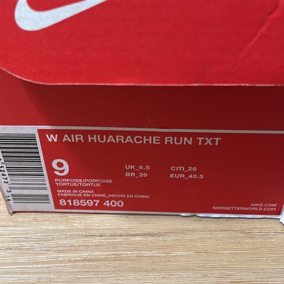 Nike Air Huarache size 9 - Picture 7 of 8